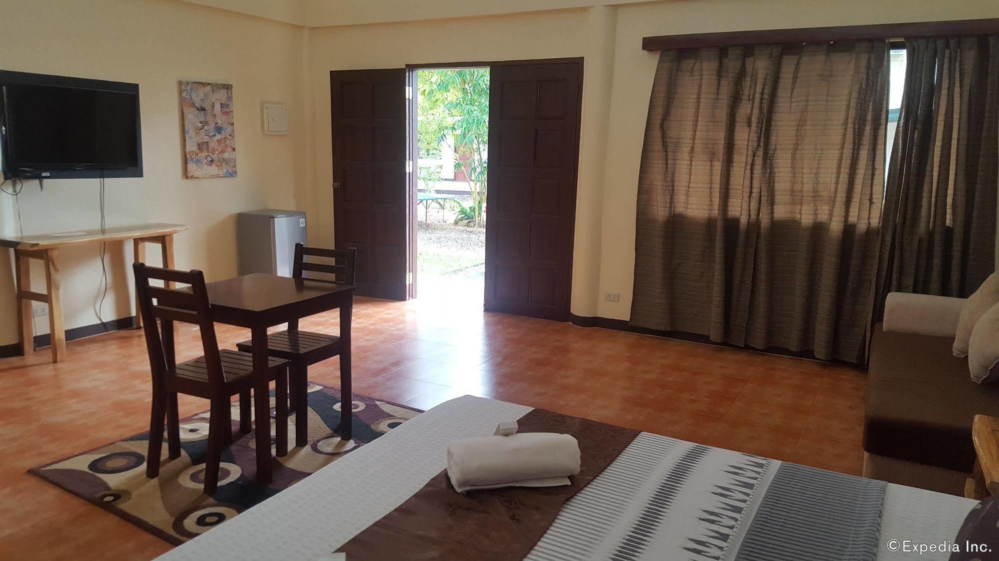 Ponce De Leon Garden Resort Powered By Aston Puerto Princesa Ngoại thất bức ảnh