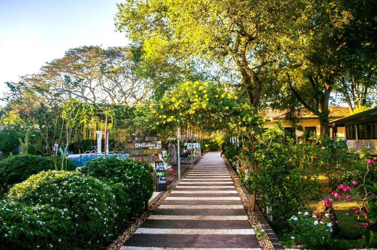 Ponce De Leon Garden Resort Powered By Aston Puerto Princesa Ngoại thất bức ảnh